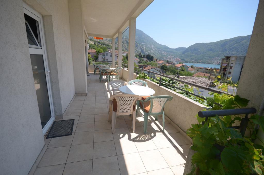 Apartments Dakovic Kotor Buitenkant foto