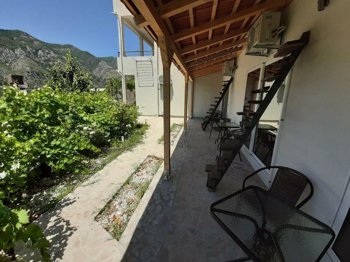 Apartments Dakovic Kotor Buitenkant foto